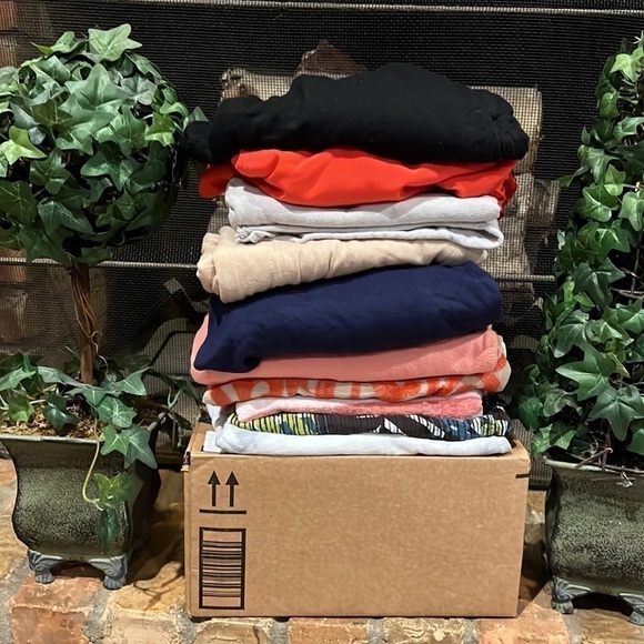 Size Extra Small clothes bundle, 10 XS items - Picture 2 of 12